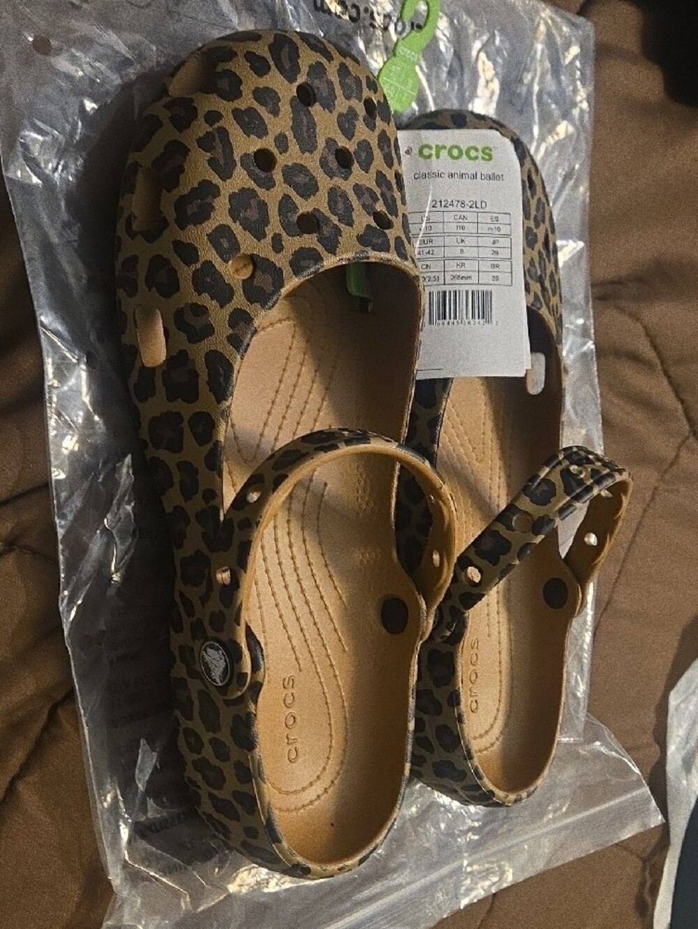 CROCS Woman Leopard Print Mary Jane Clogs - Picture 2 of 6